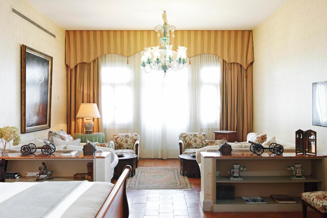 Albergo Hotel Beirut Bagian luar foto
