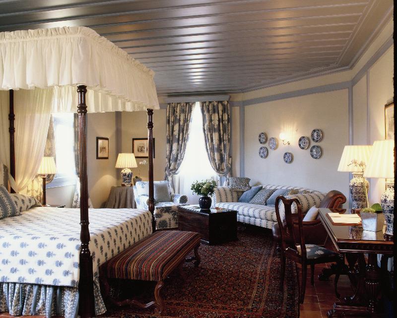 Albergo Hotel Beirut Bagian luar foto